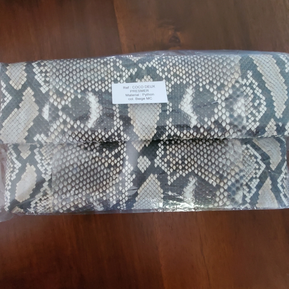 Presmer clutch bag